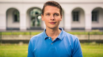 开云体育入口-CBA主帅战术理念分享会吸引教练员广泛参与，cba主教练是谁